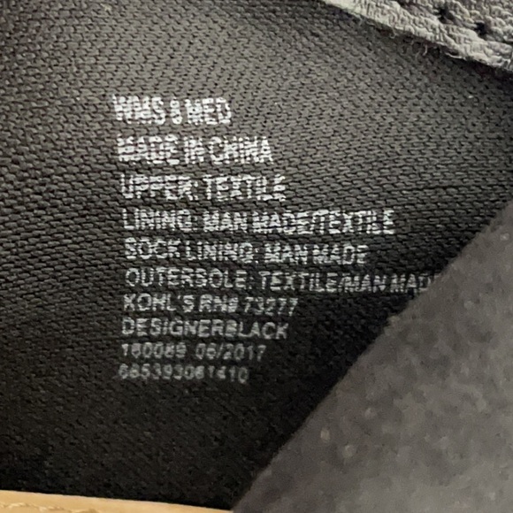 APT. 9 Defined Comfort Suede with Button Detail Black Ankle Booties Size 8 - Picture 10 of 10